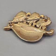 Vintage Brooch Odd Shape Carved Flower Glass Opalite Rhinestone Modernist 1 1/8″