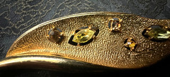 Vintage Emmons Gold Tone Metal Rhinestone Leaf Pin Brooch Very Good