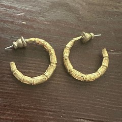 Graduated Bamboo Hoop Earrings Pierced Gold Tone Brass Post Backs
