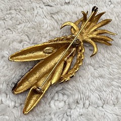 Vintage Weiss Brooch Ears of Corn Enamel Gold Tone RARE 3.5″