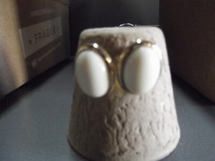 1 Pair Old .75″in Acrylic Ivory Oval Shape Stud Earrings