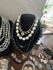 Vtg To Now Rhinestone Costume Jewelry Lot Hollycraft Mosaic Goldette 100+ Pcs