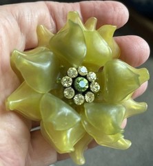 Vtg Frosted Green Soft Molded Plastic Rhinestone Flower Brooch SilverTone