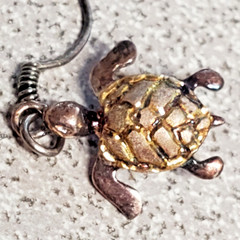 925 Signed Sea Turtle Earrings 1in Drop Vermeil Shell Sterling Silver VTG