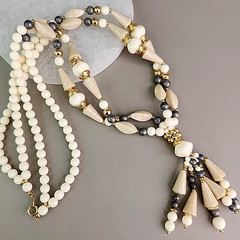 Vintage Trifari Beaded Necklace Acrylic Cream Gray Accents Layered 29″