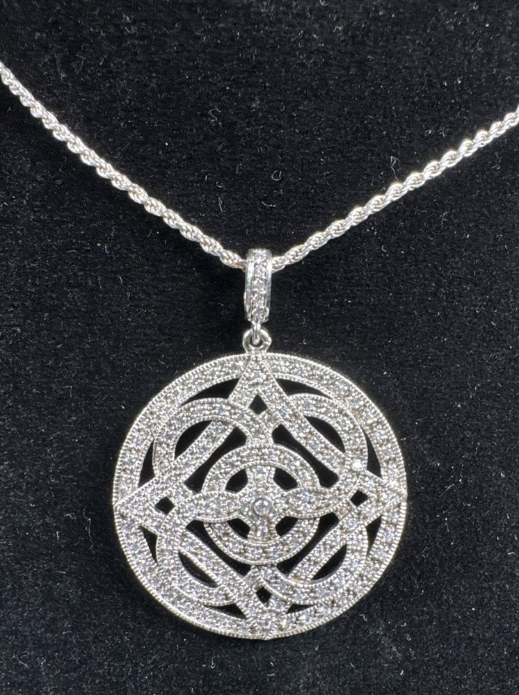 ✨Italy Sterling Silver 925 Large Modern Celtic Knot Pendant 20”Necklace✨