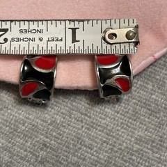 Vintage Estate Earrings Red Black Enamel Half Hoop Cuff Clip On Silver Tone 80s