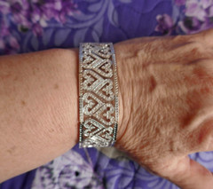 Sterling Silver 21mm Wide Bracelet Pave’ Hearts w Clear CZs 7″ Long in Black Box
