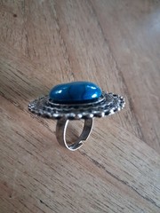 Vintage southwestern style /boho faux turquoise adjustable ring.