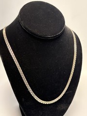 Necklace Offset Rectangle Chain Pattern Unique Retro Silver Tone