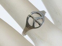 Vintage 925 Sterling Silver Peace Sign Ring Size 6 3/4