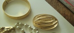 Mixed Lot Of 23 Vintage Jewelry Pieces Many Signed