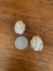 Vintage Erwin Pearl Clip-On Earrings Oval Faux Pearl Gold Swirl