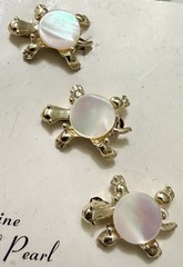 12 Vintage Brooch Lot FROGS TURTLES SNAIL SEAHORSE LADYBUG Enamel Rhinestone MOP