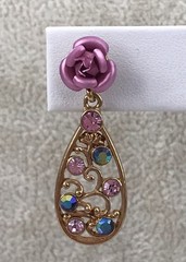 Avon Gold Tone Filigree Teardrop Rhinestone Floral Rose Pendant & Earrings Set