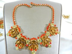 JULIANA D&E BOOK SET GRAND PARURE COFFIN RHINESTONES GOLD RED 5 PIECE SET