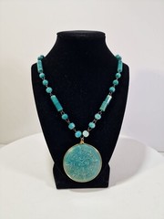 Vintage Polished Blue Stone Pendant Beaded Necklace 26″ in, Carved Sun, *111t