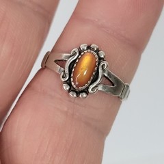 Vtg signed WM Wheeler STERLING Silver Orange Shell Ring sz-7.5 Estate 925 2.4g