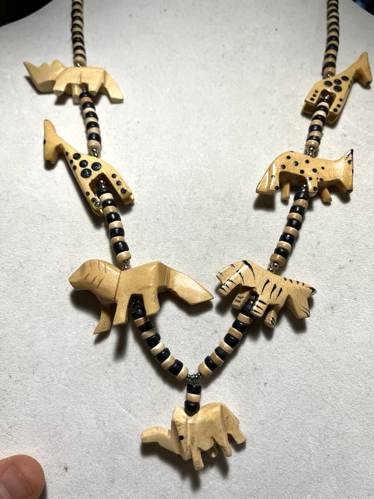 Vintage Hand Carved Wood African Animal Beaded Necklace Pierced Earrings Set