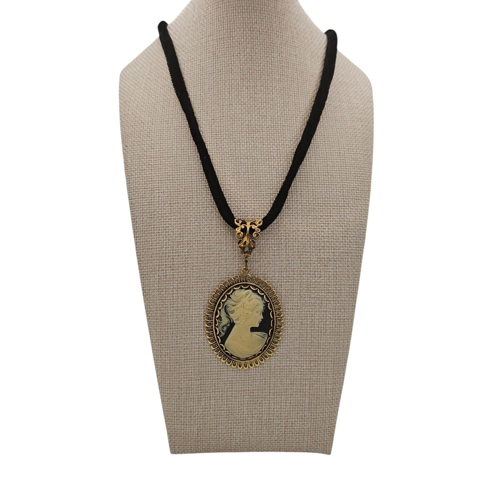 Vintage Cameo Pendant Necklace Black Velvet Cord Gold Tone Victorian Revival