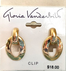Vintage 1990’s Gloria Vanderbilt Gold Tone Oval Dangle Drop Clip-On Earrings