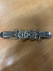 Silver Vitage Broche Tulip rhinestone clip one size fits all/ made in China