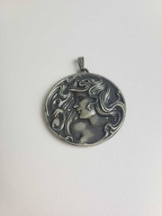 Art Nouveau Style Woman’s Head Flowing Hair Pendant 1.75″
