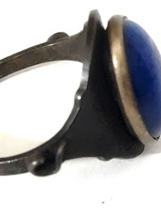 Vintage Blue Cabochon Plastic Glass Ring Dome Thin Metal Band 6.5