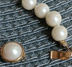 Carol Lee Vintage Faux Pearl Gold Tone Clasp