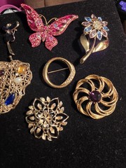 Vintage To Now Brooch Lot Monet KC Sarah Cov 1928 Cerrito (17)