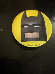 VTG DC Comics BATMAN Clip Round Pin 11o