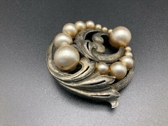Vintage Pot Metal Large Faux Pearl Art Nouveau Leaf Brooch Pin