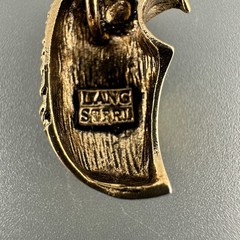Vintage Eagle Pendant Necklace Gold Tone Figural Bird Signed 18″ Chain Box Clasp