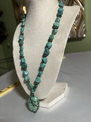 Vintage Southwestern Chunky Turquoise Nugget Necklace – 22″ Matinee, 67g