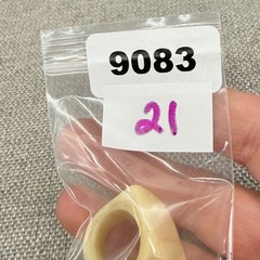 Vintage Ring Chunky Asymmetrical Cream Size 5.5 MCM Retro Mod
