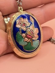 Vintage Longla Cloisonne Enamel Lotus Flower Locket Watch Pendant Art Deco Style