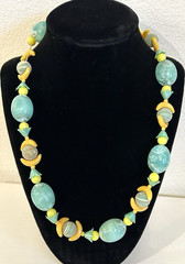 Vntg Fun Tutti Fruitti Plastic & Lucite Beaded Necklace Turquoise & Yellow 20″
