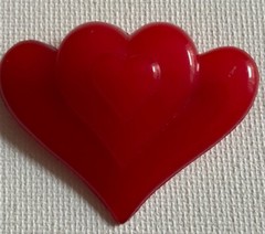 ARN ART DENMARK Red Triple Heart Plastic Danish Brooch Pin Margit Brandt Vintage