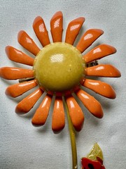 Vintage Orange Yellow Metal Enamel Daisy Flower Floral Brooch Pin 4.25” Spring