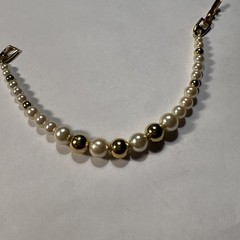 Vtg Napier Faux Pearls & Gold Plated Beads Bracelet 7”