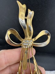 Vintage Bow Brooch Gold Tone Heavy Rhinestones READ