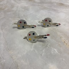 Vintage 60’s Artist Paint Palette w/Brushes Mother Of Pearl Pin & Clip Earrings