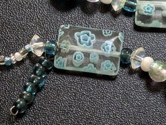 Vintage Y2K Blue Floral Glass & Cat’s Eye Beaded Accent Necklace