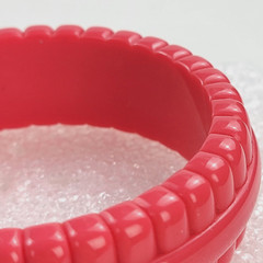 Vintage Pink Plastic Textured Bangle Bracelet 7.5 Inch 21 mm Wide Retro