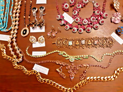 Vtg Costume Jewelry lot W/Gold,Silver , Weiss,krementz,Haskell,Hobe &Rhinestones