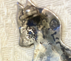 VINTAGE STERLING SILVER SITTING DONKEY BROACH W INLAID ABALONE