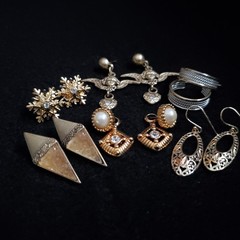 Vintage Earrings Dangle Gold Tone Lot Pierced Dangle Stud Hoop Lot of 6