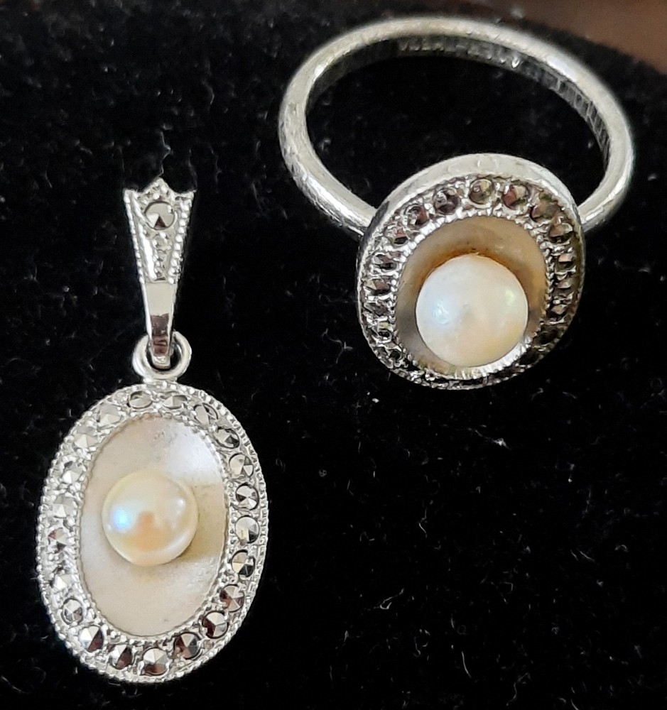 Vintage Theda 925 Sterling Silver Faux Pearl Pendant And Matching Size 6 Ring 💍