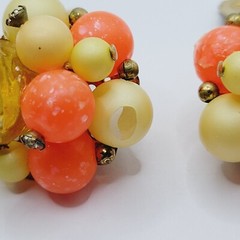 Eclectic Color 3 Piece Beaded Necklace Clip On Earrings Bracelet Vintage Set