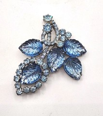 Vintage Juliana, Delizza & Elster Verified Blue Brooch Silver Toned Metal